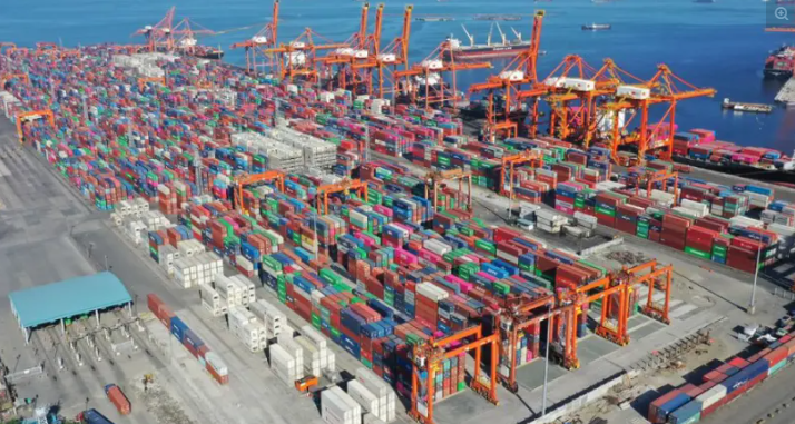 BOC chief orders crackdown on delayed perishable cargo to curb waste, decongest ports